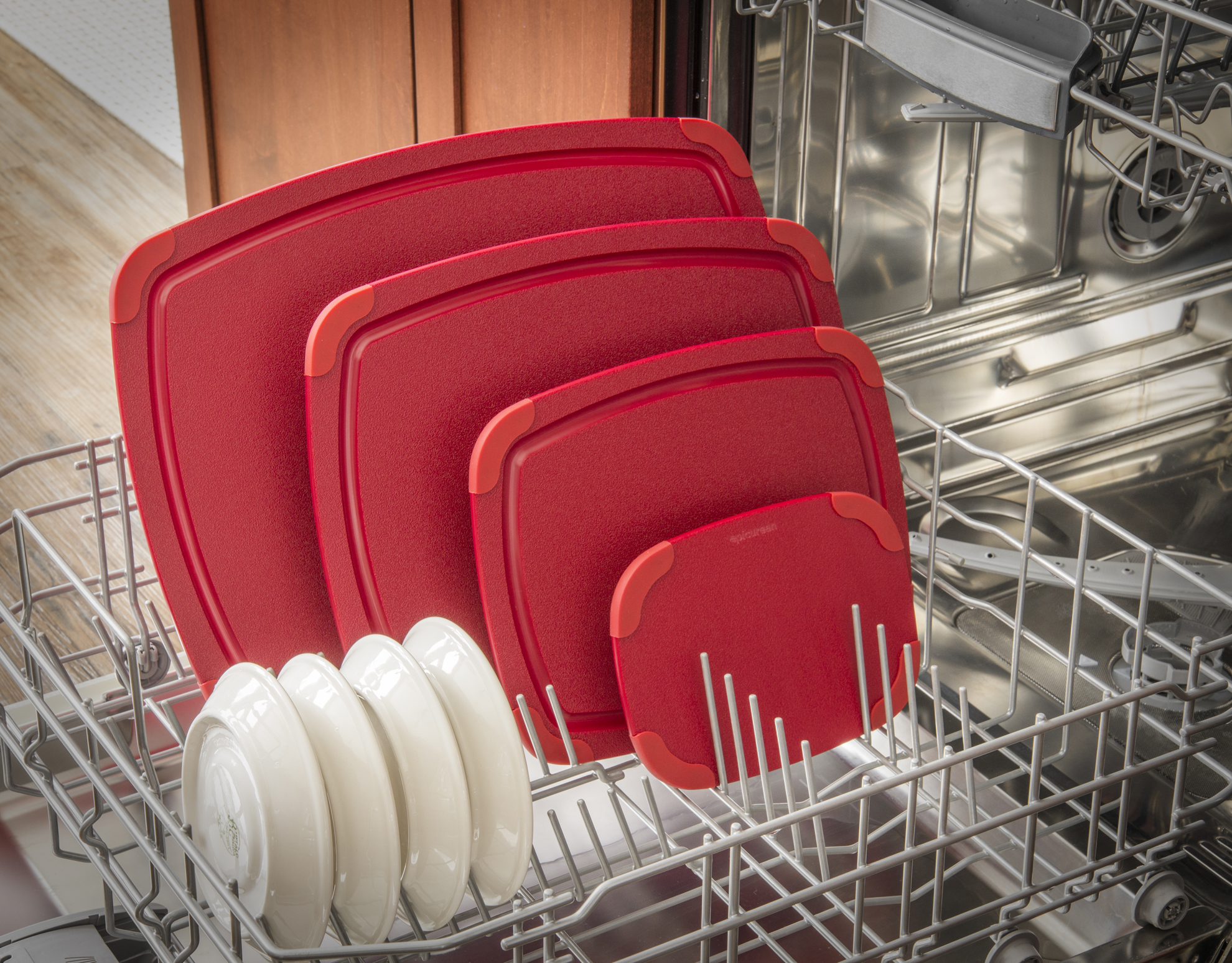 image5_-cutting board poly series-red dishwasher